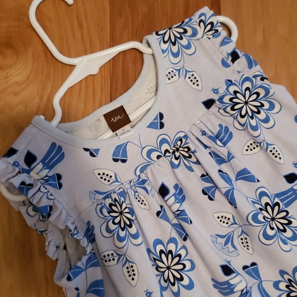 Summer dress - Picture 2 of 3